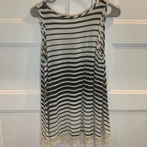 Tops - Women’s tank with lace detail Tops - Women’s tank with lace detail